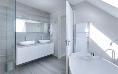 Remont łazienki krok po kroku – od przygotowania instalacji po układanie płytek i montaż armatury